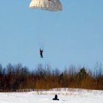 Нижневартовские энергетики: первый прыжок с парашютом