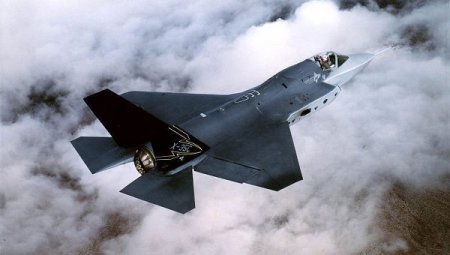 Военные США запретили полеты истребителей F-35
