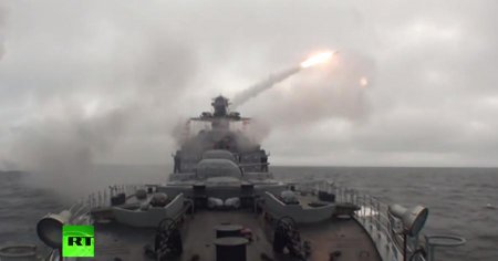 ВМС России провели учения в Северном Ледовитом океане