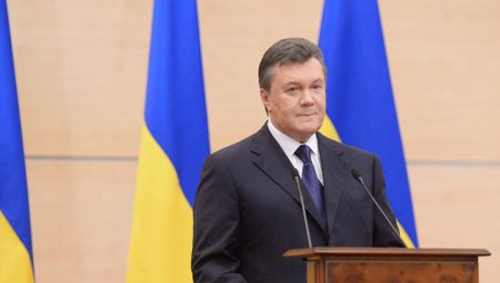 Песков впервые слышит о секретном указе о гражданстве для Януковича и прочи ...