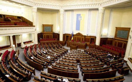 Начало работы парламента: Звягильскому – «Ганьба!», Яценюку – «Молодец!»