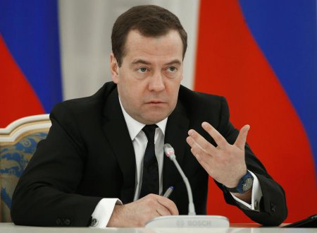 Дмитрий Медведев: Россия может увеличить цены на электроэнергию, если Киев они не устраивают