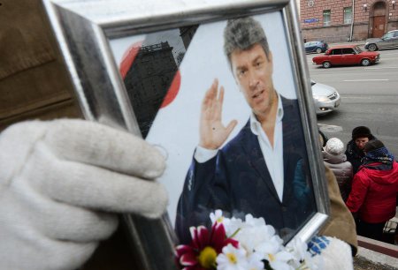 Эксперт: Убийство Немцова может быть связано с расстрелом редакции Charlie Hebdo