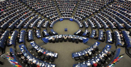 Комитет Европарламента одобрил выделение 1,8 млрд евро помощи Украине