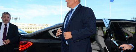 Премьер Болгарии: Запад протестовал против аннексии Крыма, но почему-то «проглотил» ее