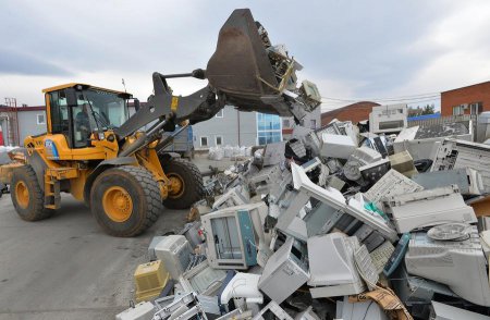 Доклад ООН: Выброшенная электроника - это склад токсичных отходов и драгоценных металлов
