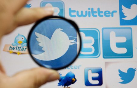 СМИ: В России Facebook, Twitter и Google предупредили об ответственности за противоправные действия