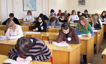 В школы ЛНР возвращаются русский язык и литература