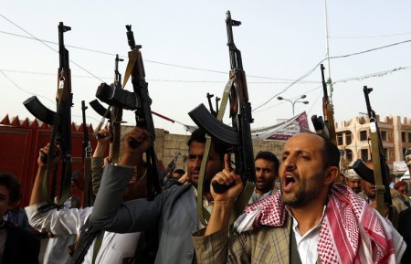Повстанцы Йемена сбили самолёт ВВС Саудовской Аравии и уничтожили 13 военнослужащих Аль Сауда