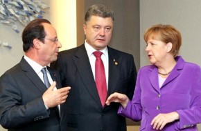 Меркель отымела Порошенко, да и Олланд присоединился к этому…