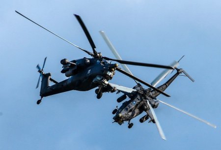 Российские военные вертолетчики отмечают профессиональный праздник
