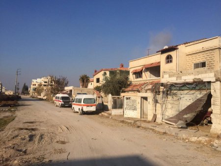 Директор школы в Сирии, где погибли девять учениц, рассказал RT подробности ...