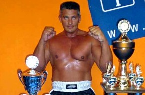 Герой Кельна: славянский боксер спас женщин в ночь изнасилований, избив толпу мигрантов