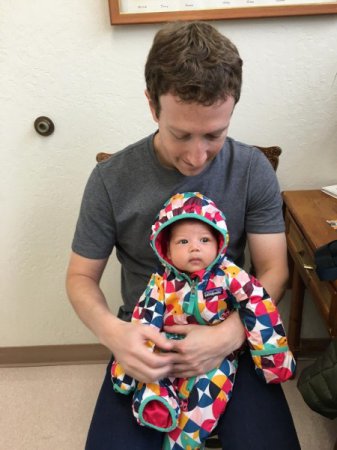 Марк Цукерберг хочет запечатлеть первые шаги своей дочери Макс в виртуально ...