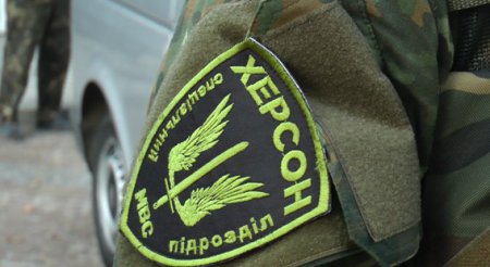 Участники блокады Крыма вступили в конфликт с батальоном «Херсон», применено оружие
