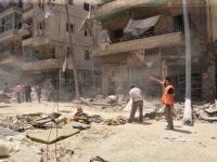 Жилые кварталы Алеппо подверглись одному из самых тяжелых обстрелов. Около  ...