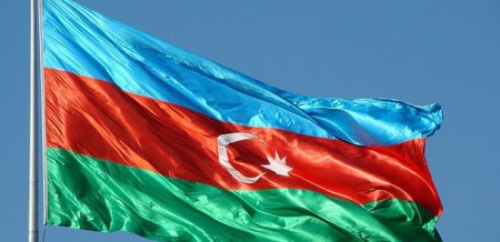 Азербайджан решил приостановить военные операции в Нагорном Карабахе