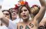 Украинки в Европе: полуголые Femen устроили бедлам во Франции на 1 мая (ВИД ...