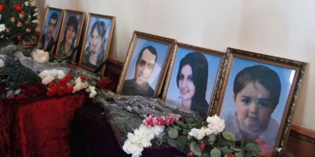 Родственники убитой в Гюмри семьи потребовали от России 450 тыс евро