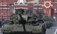 Гройсман назвал российские танки одним из трех системных врагов Украины