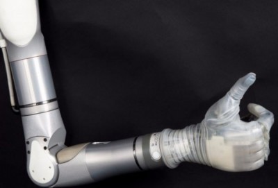 Компания DEKA создала реальный прототип руки люка Сайвокера
