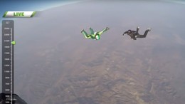 7 тыс. метров свободного падения: скайдайвер успешно выполнил прыжок без па ...
