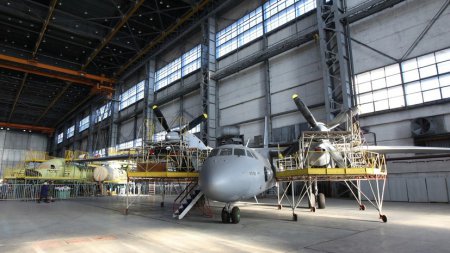 «Антонов» приостанавливает выпуск самолётов на Украине из-за разрыва связей с Россией