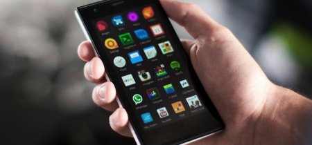 «Росэлектроника» собирается создать дешевый российский аналог iPhone