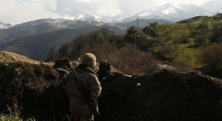 Карабахский военнослужащий погиб в результате обстрела со стороны Азербайджана