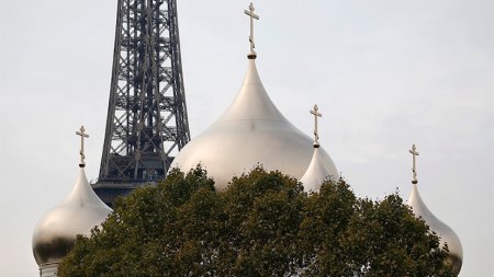 Новому православному храму в центре Парижа угрожают терактами