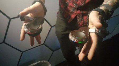 Прототип нового контроллера виртуальной реальности показала компания Valve