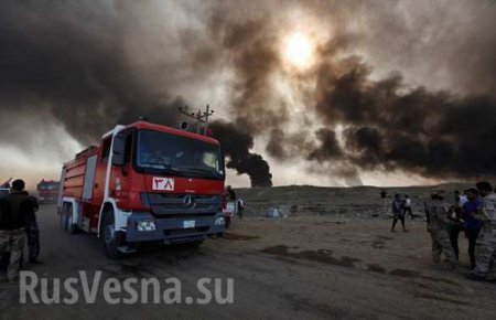 Бегство ИГИЛ: горит химзавод у Мосула (ФОТО)