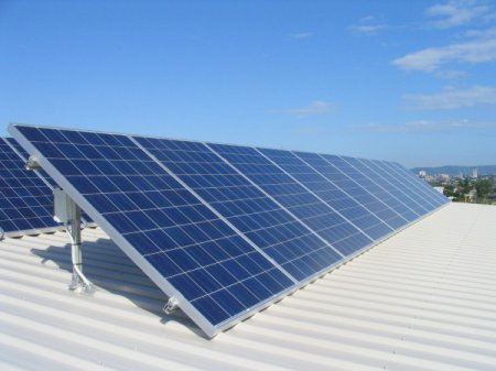 Новые дешевые солнечные батареи достигли максимальной эффективности