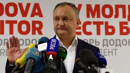 Визит в Москву, нейтралитет и борьба с олигархами: что обещает новый глава Молдавии Додон