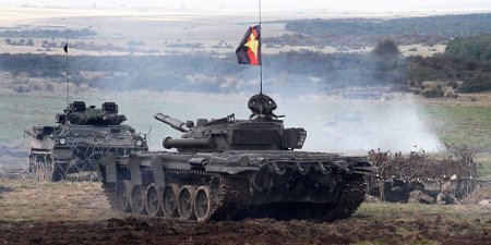Британцы отрабатывают "вторжение России в Эстонию" на танках Т-72