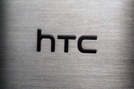 HTC собирается выпустить смартфон с двумя дисплеями