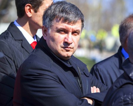 Аваков хочет вернуть контроль над границей в 2017 году