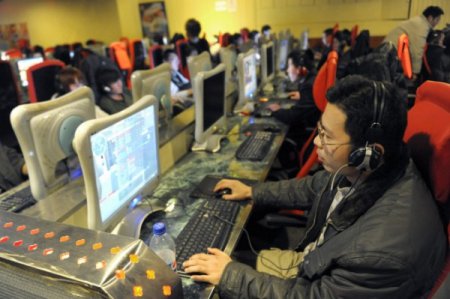 Большая половина жителей Китая пользуется услугами сети