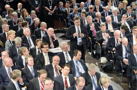 Фейк, стихия и тролли: что угрожает миру по версии Мюнхенской конференции