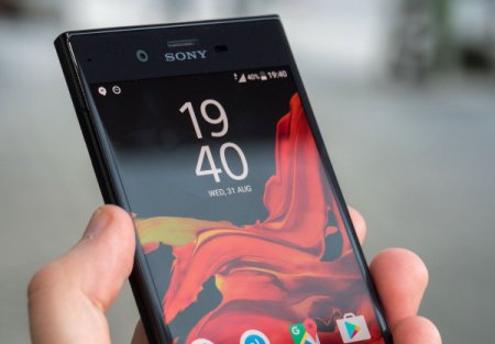 Купить смартфон Sony Xperia XZ теперь можно по рекордно низкой цене