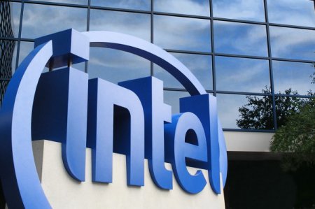 Intel планирует разработать процессоры для смартфонов