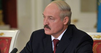 Лукашенко выразил соболезнования Путину в связи со взрывом в питерском метр ...