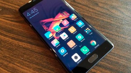 Премьера смартфона Xiaomi Mi Note 3 состоится во втором квартале 2017 года