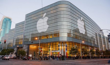 Apple готовит обновление iPhone к его 10-летию