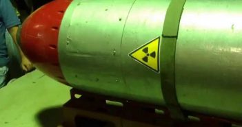 Джемилев: в Крыму шесть ядерных боеголовок