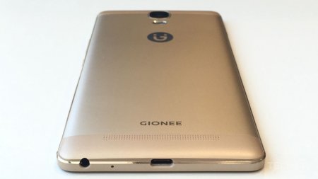 В Сети появились первые "живые" изображения смартфона Gionee S10 Plus
