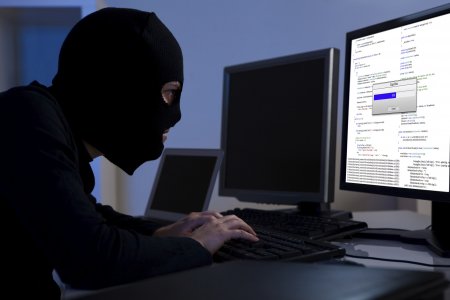 Хакеры взломали компьютеры МВД России