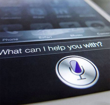 Уязвимость системы Siri позволяет отключить смартфон