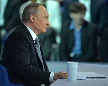 «ВКонтакте» запустила чат-бот для отправки вопросов на прямую линию с Путиным