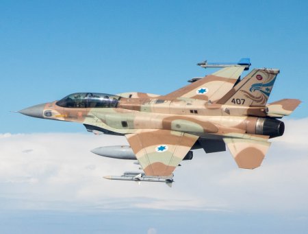 ВВС Израиля нанесли удар по боевикам «Джебхат ан-Нусры», а не по сирийским правительственным войскам